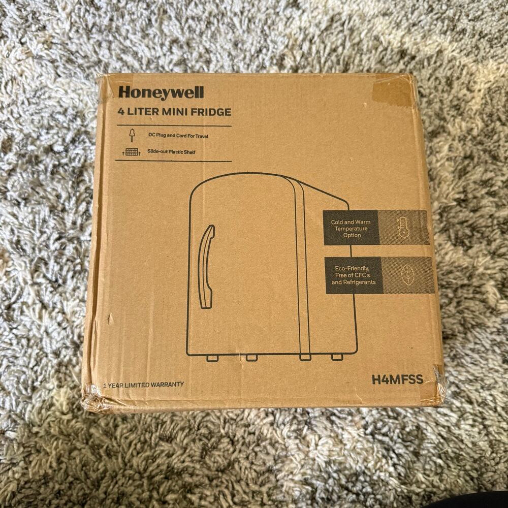 NEW IN BOX Honeywell 4 Liter Mini Fridge H4MFSS Bottle Can Drink Fridge